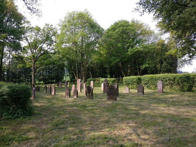 Judenfriedhof1 small
