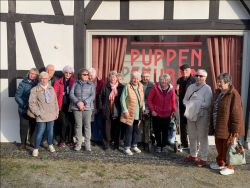 1 Nachbarschaftshilfe Fahrt Zum Puppenstubenmuseum Laubach Maerz 2024 Small