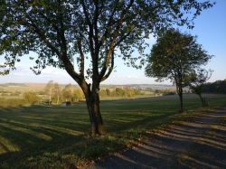 Panoramaweg Blick Auf Storndorf Vom Rand Des Hopfengartens 2